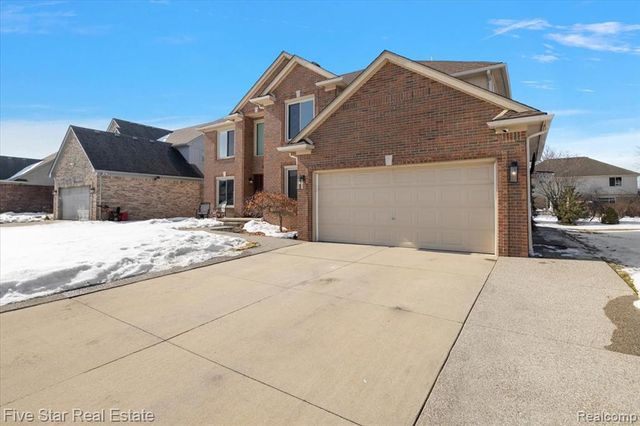 50813 Nagy Court, Macomb, MI 48044