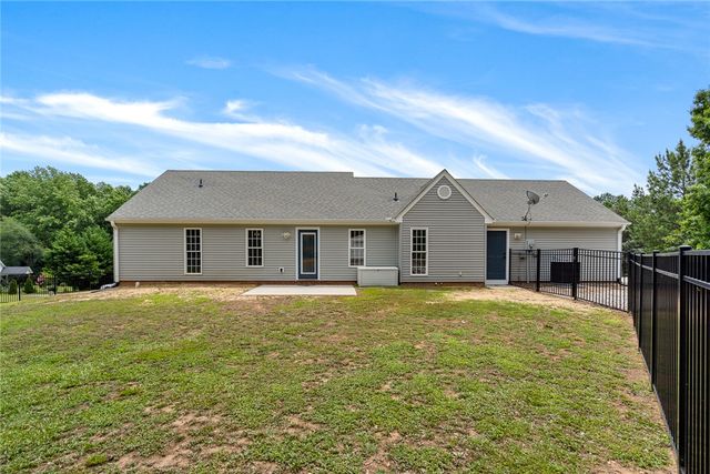 153 Rock Moss Drive, Williamston, SC 29697