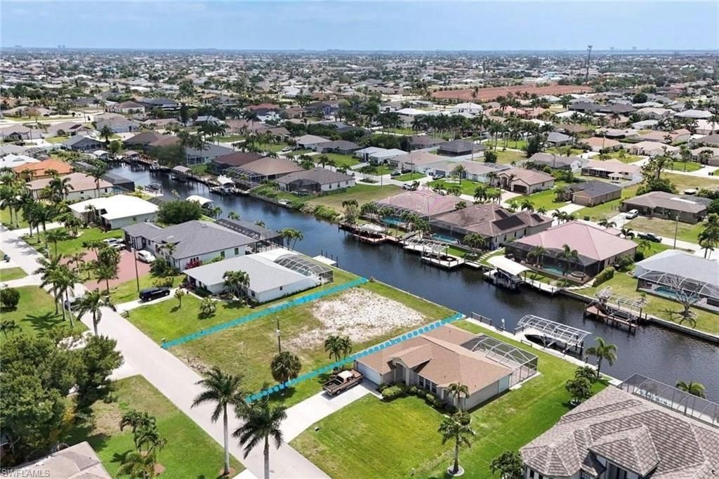 1724 SW 43rd ST, CAPE CORAL, FL 33914 — photo 3