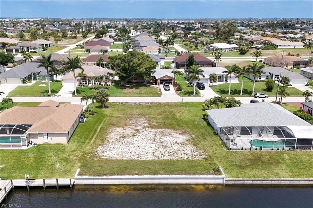 1724 SW 43rd ST, CAPE CORAL, FL 33914 — photo 4