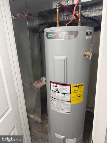 156 W WISHART ST, Philadelphia, PA 19133