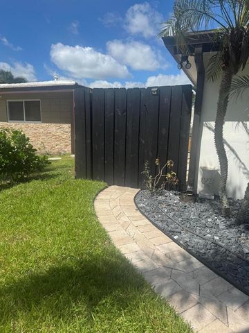 121 SE 14TH Street, Pompano Beach, FL 33060