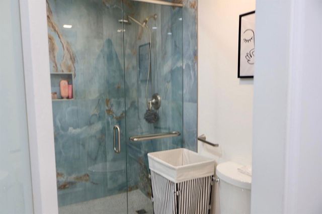 121 SE 14TH Street, Pompano Beach, FL 33060