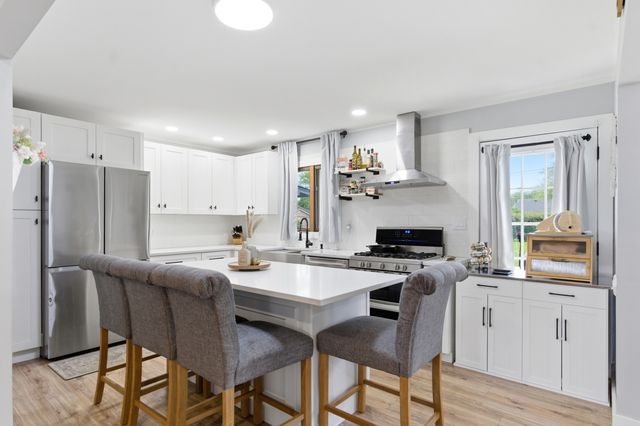 16123 S Peerless Drive, Plainfield, IL 60586