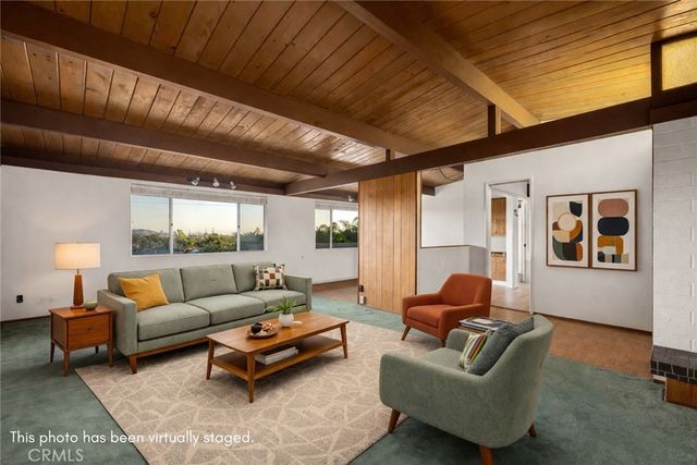 2130 E El Norte, Escondido, CA 92027