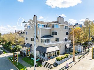 2350 10th Avenue E #201, Seattle, WA 98102