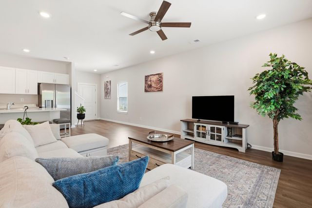 241 Parkwood Vista Way, Summerville, SC 29486