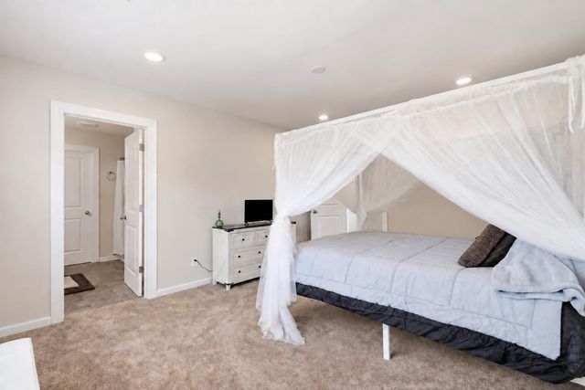 241 Parkwood Vista Way, Summerville, SC 29486