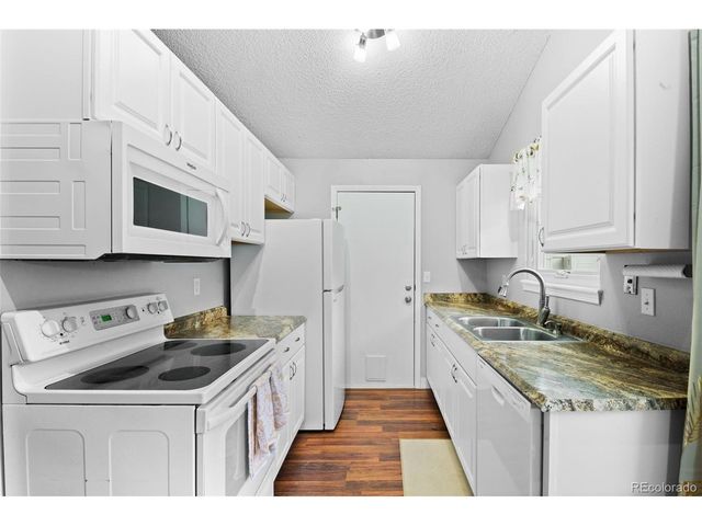 17551 E Temple Dr, Aurora, CO 80015