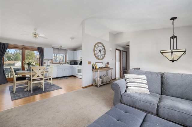 245 Trent Avenue, Warwick, RI 02889