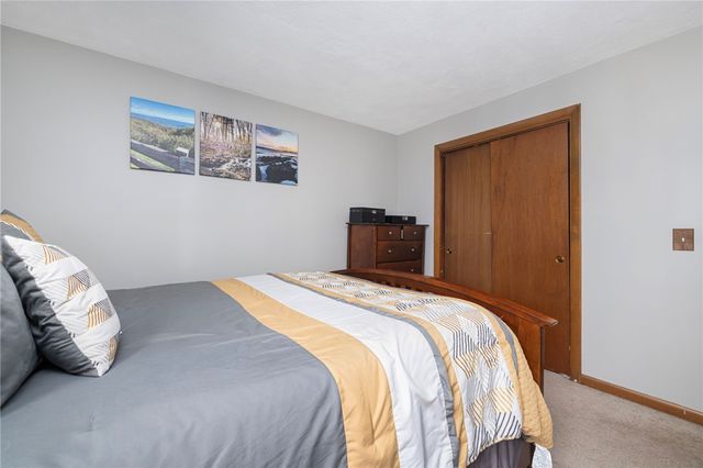 245 Trent Avenue, Warwick, RI 02889