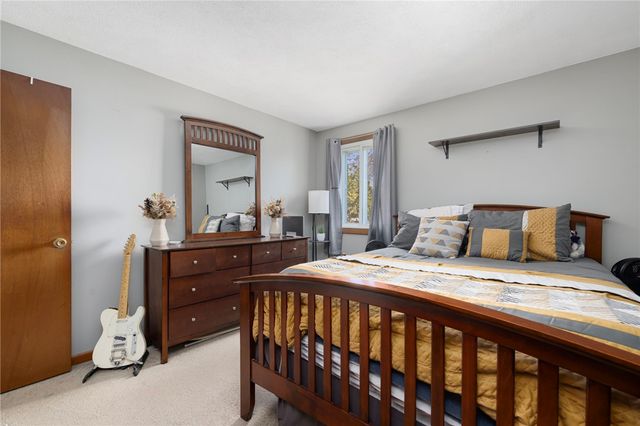 245 Trent Avenue, Warwick, RI 02889