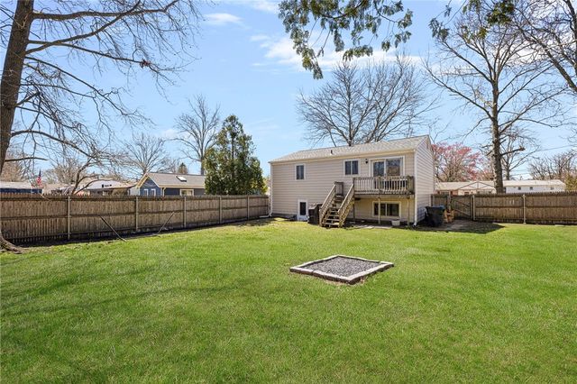 245 Trent Avenue, Warwick, RI 02889