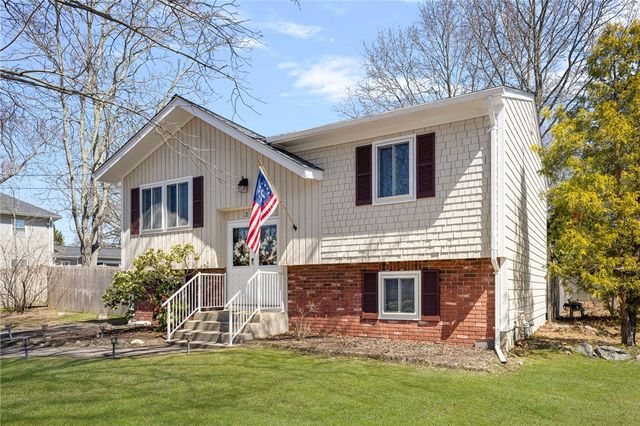 245 Trent Avenue, Warwick, RI 02889