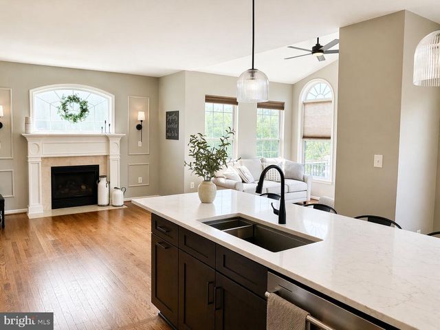 43097 NORTHLAKE OVERLOOK TER, Leesburg, VA 20176