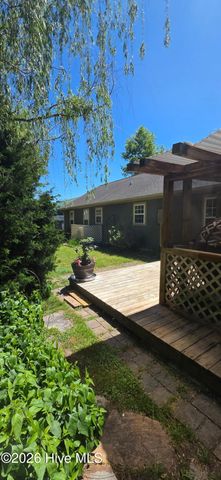 251 Zachary Lane, Hubert, NC 28539