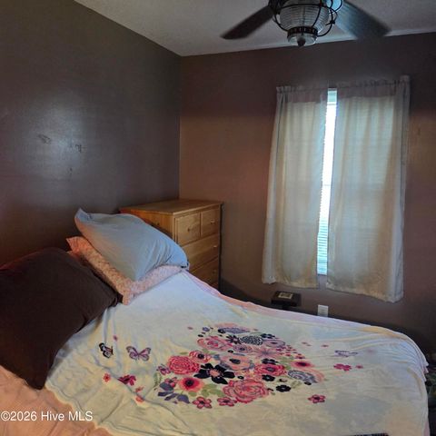 251 Zachary Lane, Hubert, NC 28539