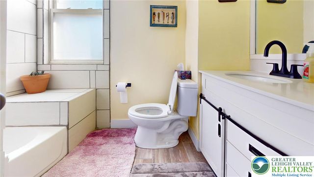 2585 Redington Road, Hellertown Boro, PA 18055