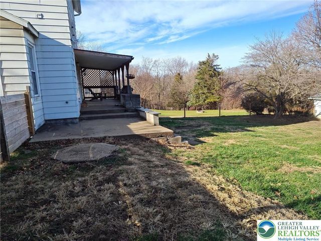 2585 Redington Road, Hellertown Boro, PA 18055