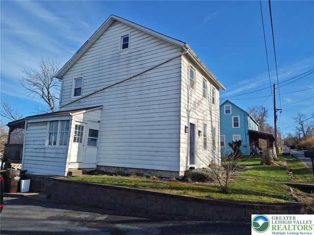 2585 Redington Road, Hellertown Boro, PA 18055