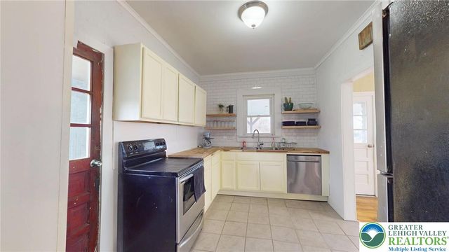 2585 Redington Road, Hellertown Boro, PA 18055