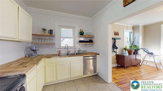 2585 Redington Road, Hellertown Boro, PA 18055