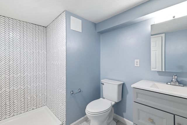 100 Stony Brook Road, Raynham, MA 02767