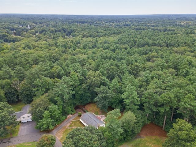 100 Stony Brook Road, Raynham, MA 02767