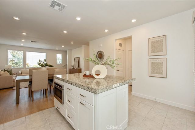 362 Bellver, Lake Forest, CA 92630
