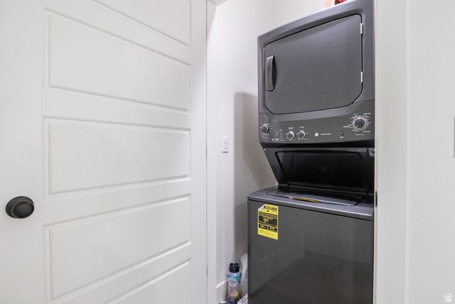 4327 W 6075 S, Hooper, UT 84315