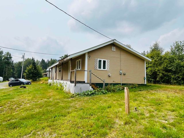 15 Cone Pass, Pittsburg, NH 03592