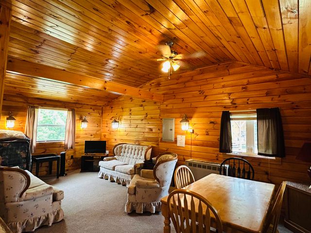 15 Cone Pass, Pittsburg, NH 03592