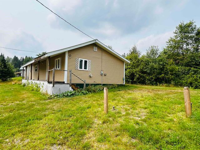 15 Cone Pass, Pittsburg, NH 03592