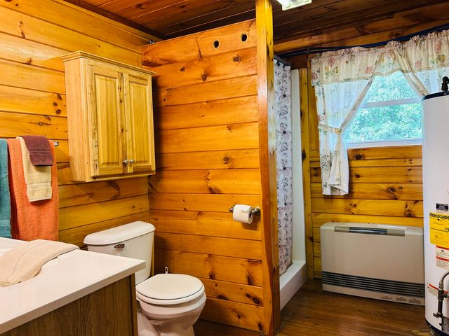 15 Cone Pass, Pittsburg, NH 03592