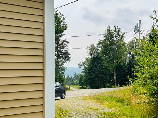 15 Cone Pass, Pittsburg, NH 03592