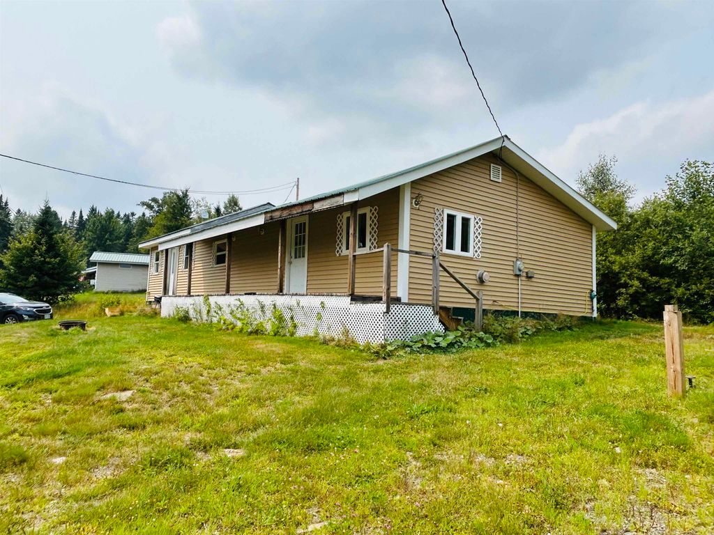15 Cone Pass, Pittsburg, NH 03592
