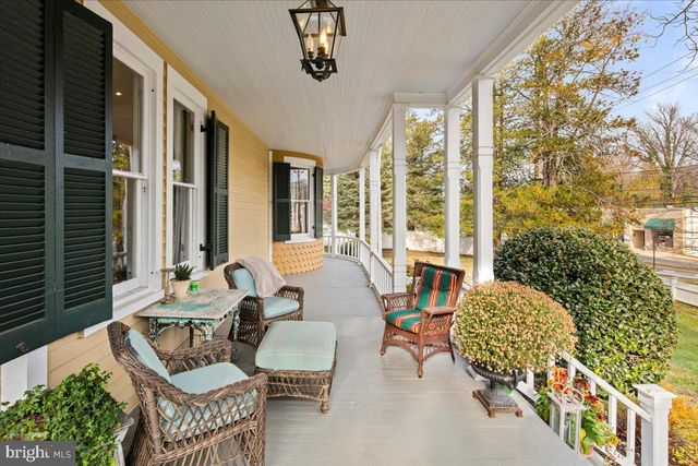 10400 MONTGOMERY AVE, Kensington, MD 20895