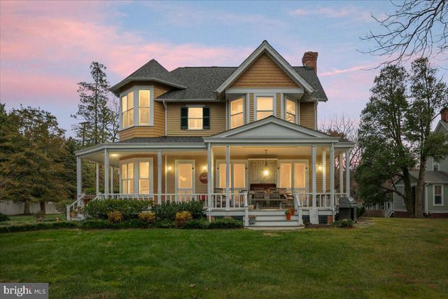 10400 MONTGOMERY AVE, Kensington, MD 20895