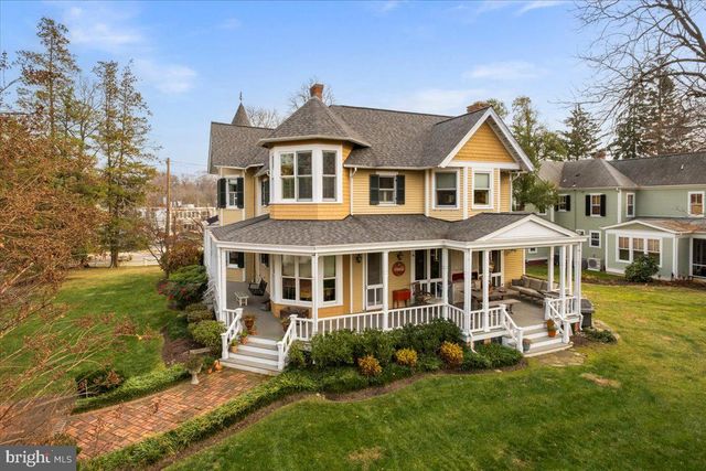 10400 MONTGOMERY AVE, Kensington, MD 20895