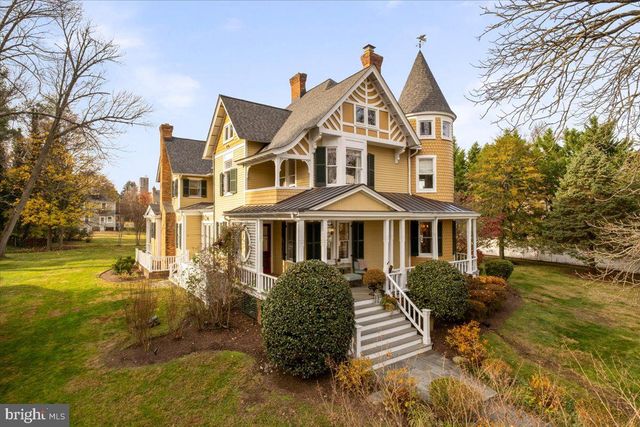 10400 MONTGOMERY AVE, Kensington, MD 20895