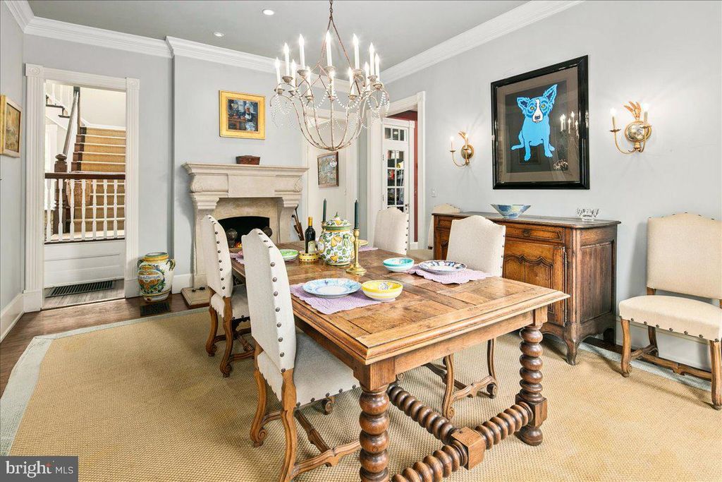 Image 16 of property listing at 10400 MONTGOMERY AVE, Kensington, MD 20895