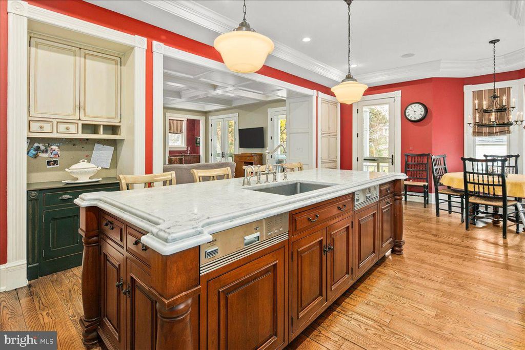 Image 25 of property listing at 10400 MONTGOMERY AVE, Kensington, MD 20895