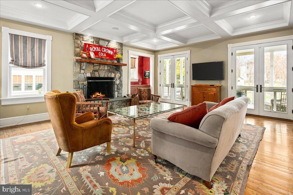 Image 29 of property listing at 10400 MONTGOMERY AVE, Kensington, MD 20895