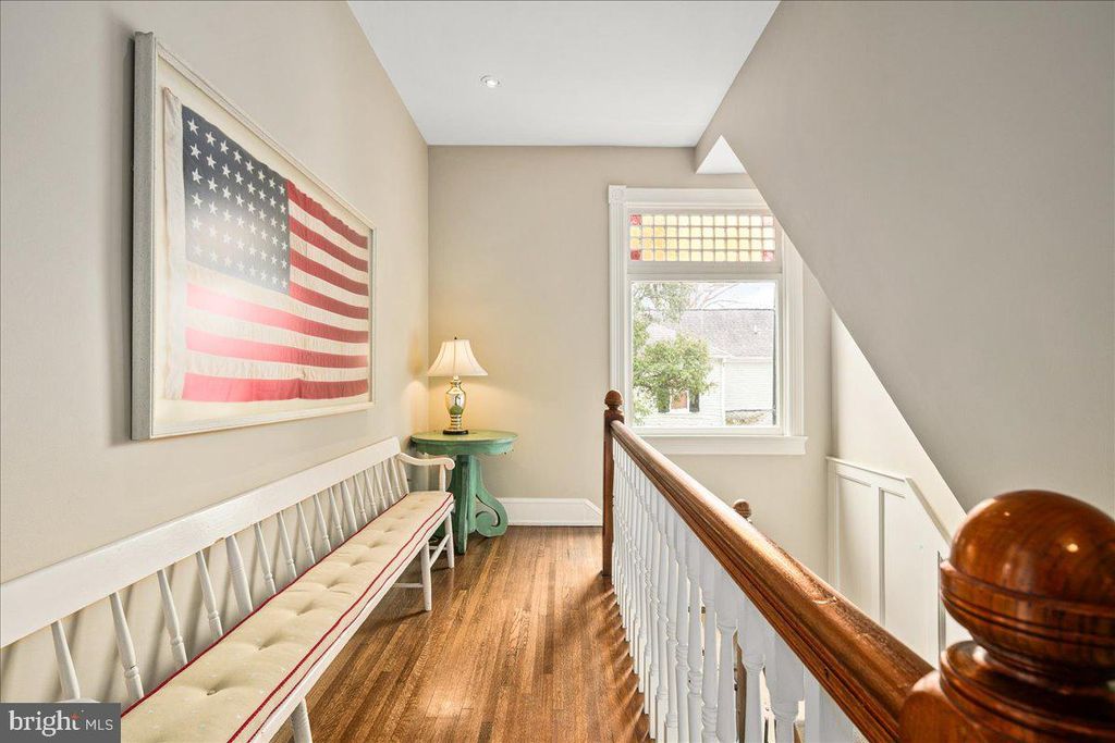 Image 35 of property listing at 10400 MONTGOMERY AVE, Kensington, MD 20895