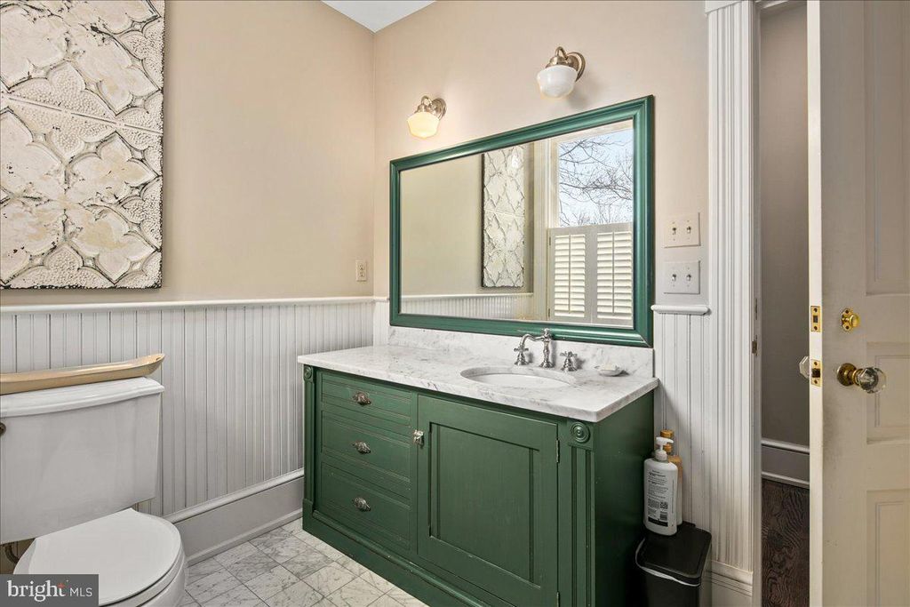 Image 41 of property listing at 10400 MONTGOMERY AVE, Kensington, MD 20895