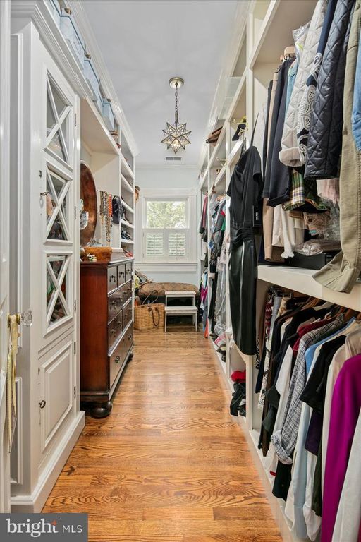 Image 54 of property listing at 10400 MONTGOMERY AVE, Kensington, MD 20895