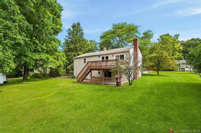 5 McGarrah Road, Monroe, NY 10950