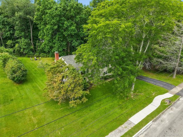 5 McGarrah Road, Monroe, NY 10950