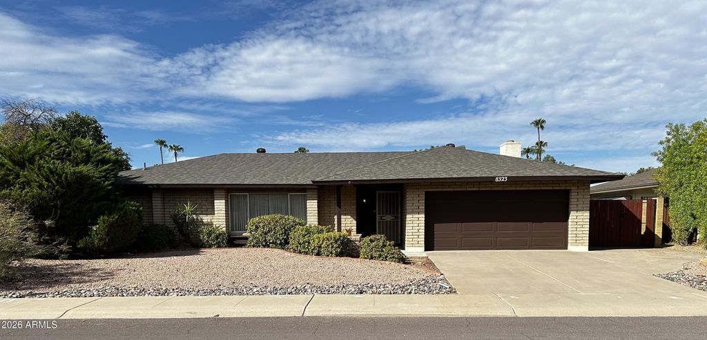 8323 E VIA DE LA ESCUELA --, Scottsdale, AZ 85258