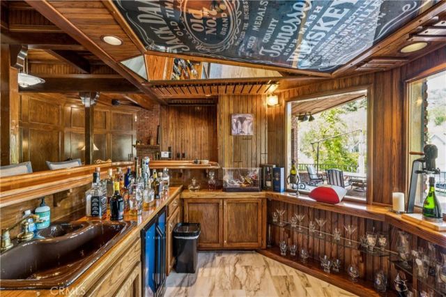 27563 W West Shore Road, Lake Arrowhead, CA 92352